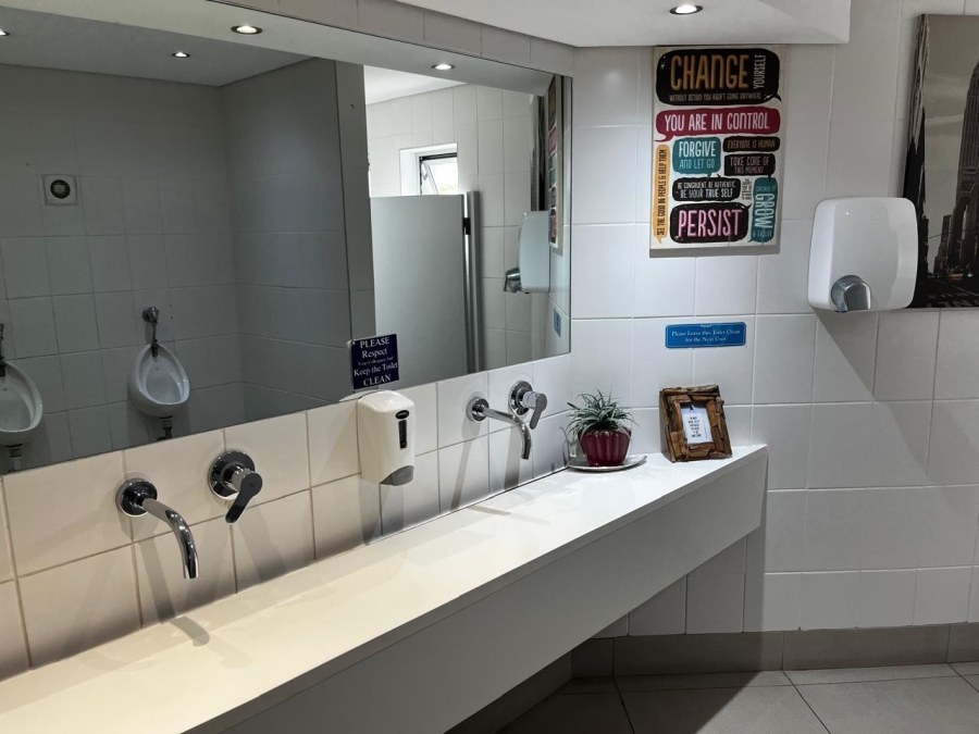 To Let commercial Property for Rent in Rosendal Western Cape